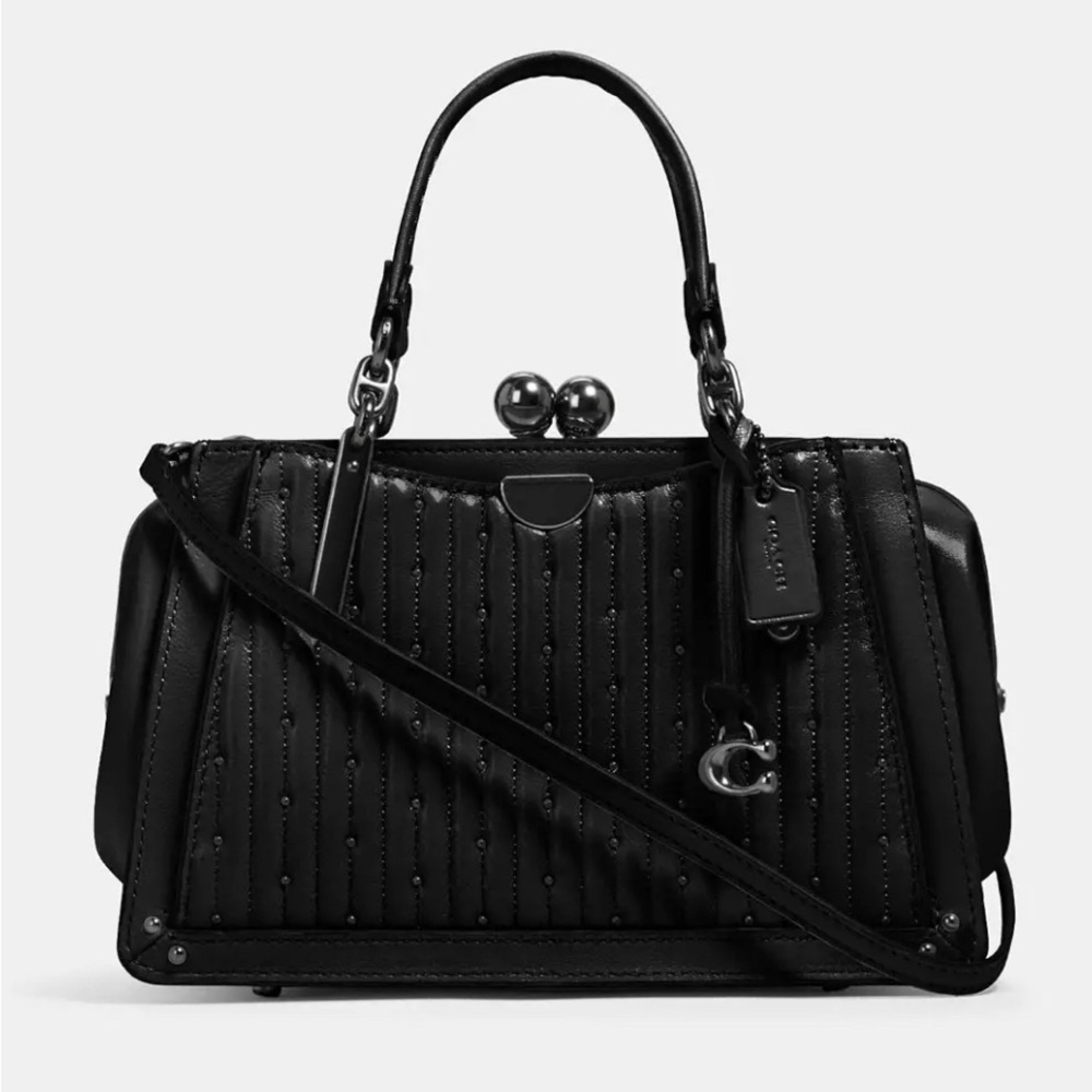 [COACH] Kisslock Dreamer 21 With Quilting And Rivets